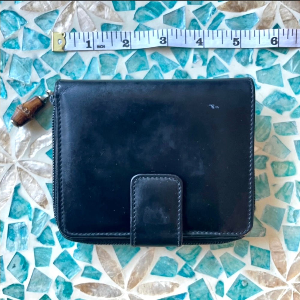 AUTHENTIC classic Gucci Black Nylon/ Leather Compact Wallet w bamboo zipper